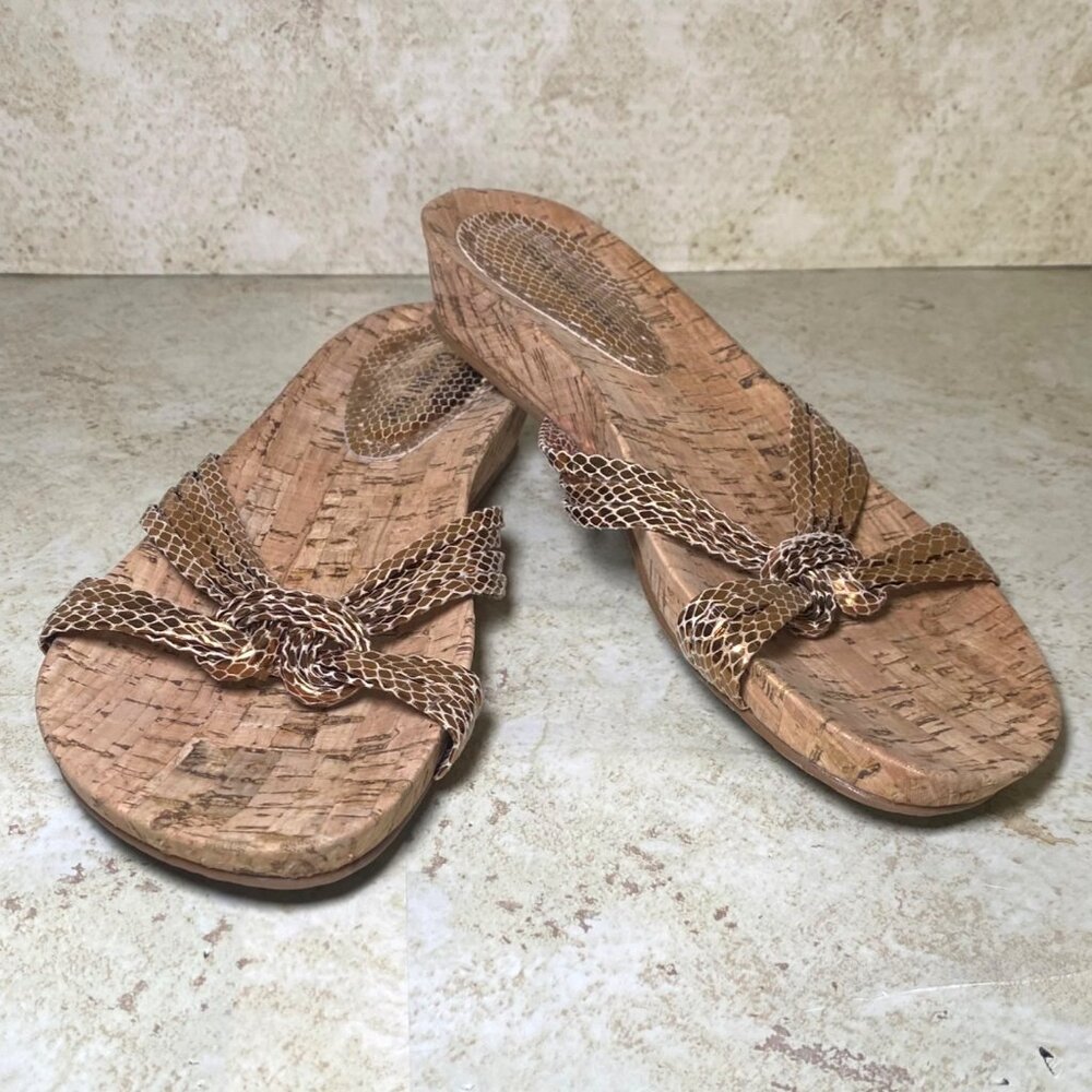Gianni Bini Cork‎ Wedge Sandals With Metallic Gold Straps Comfort Summer Casual